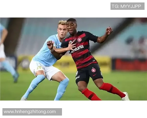 中央海岸与柏斯的精彩对决揭示澳超联赛的激烈竞争与球队实力较量 中央海岸与柏斯的精彩对决揭示澳超联赛的激烈竞争与球队实力较量